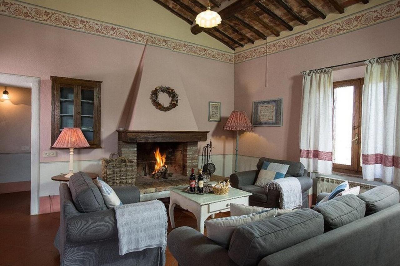 Villa Castellina - Homelilke Villas 卡斯特利纳－因基安蒂 外观 照片