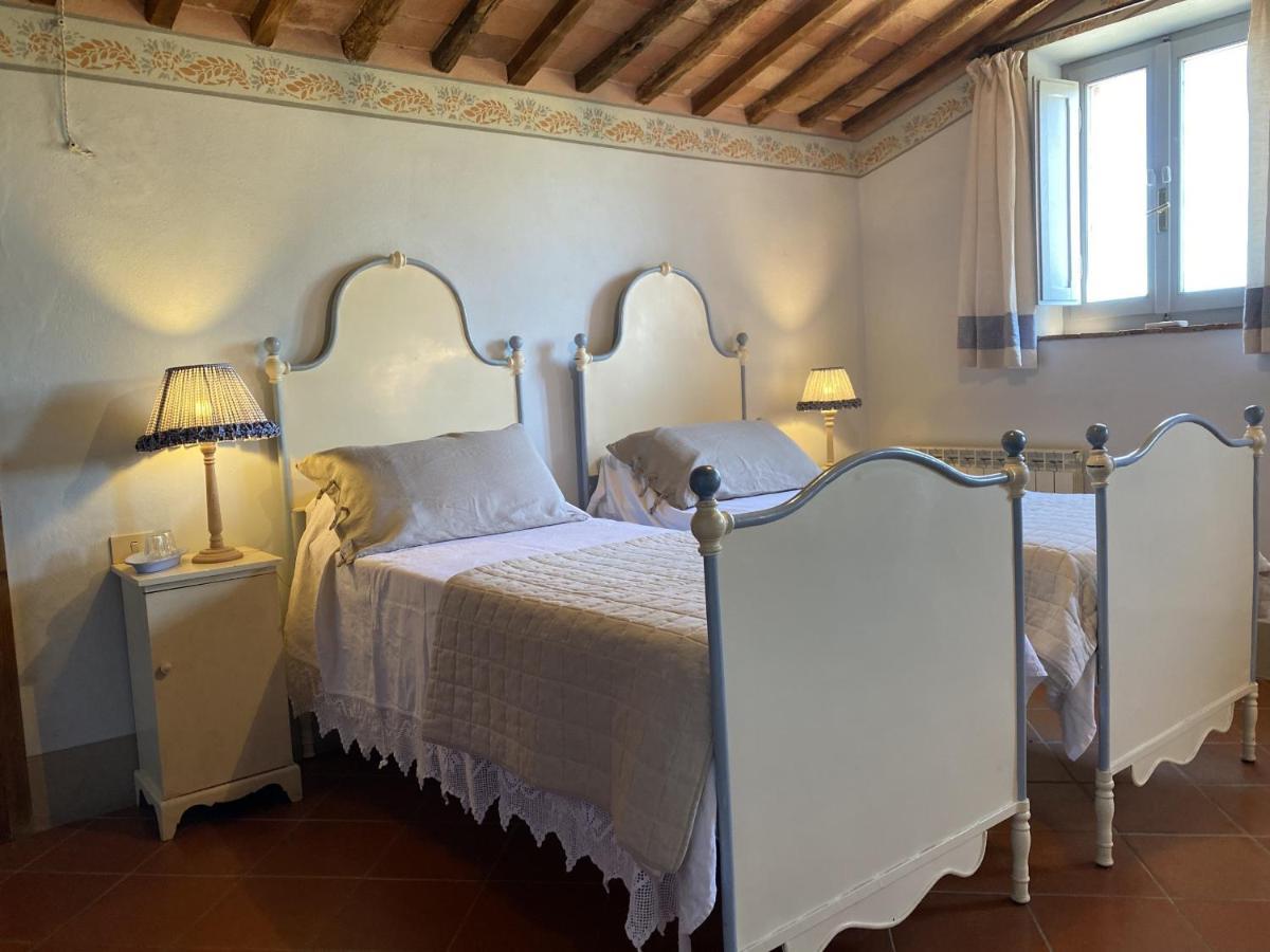 Villa Castellina - Homelilke Villas 卡斯特利纳－因基安蒂 外观 照片